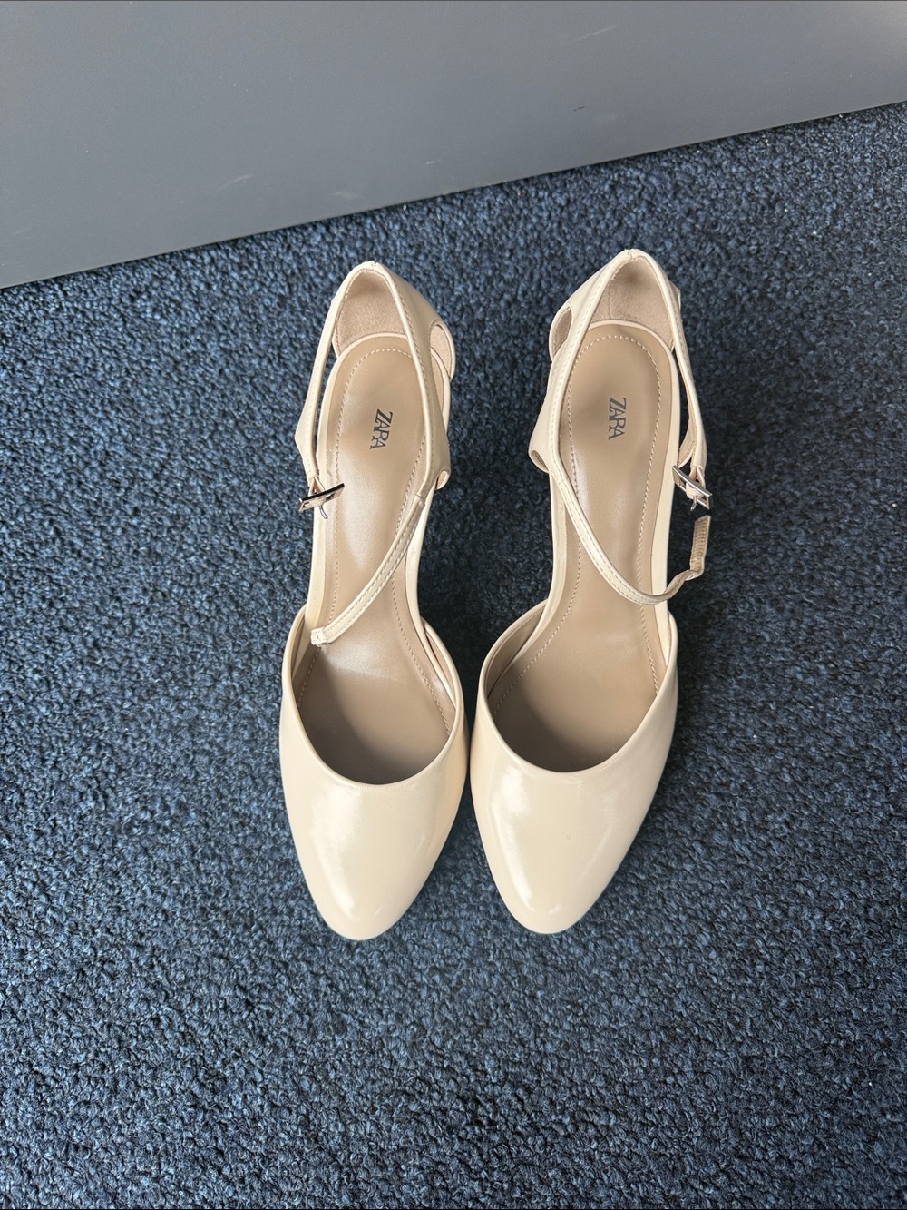 ZARA Cream Pointed-Toe Ankle-Strap Heels